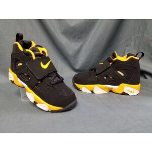 Nike Diamond Turf 2 (PS) Sneakers Black Yellow Size 12c NEW in BOX!